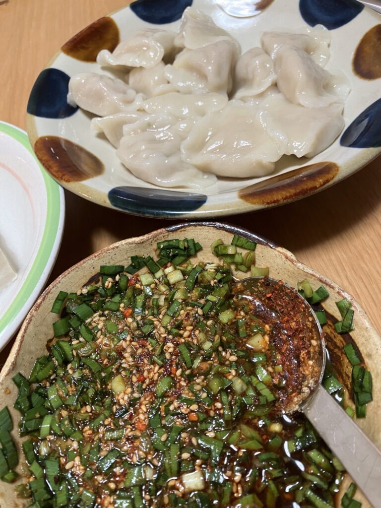 水餃子に手作りのたれ！